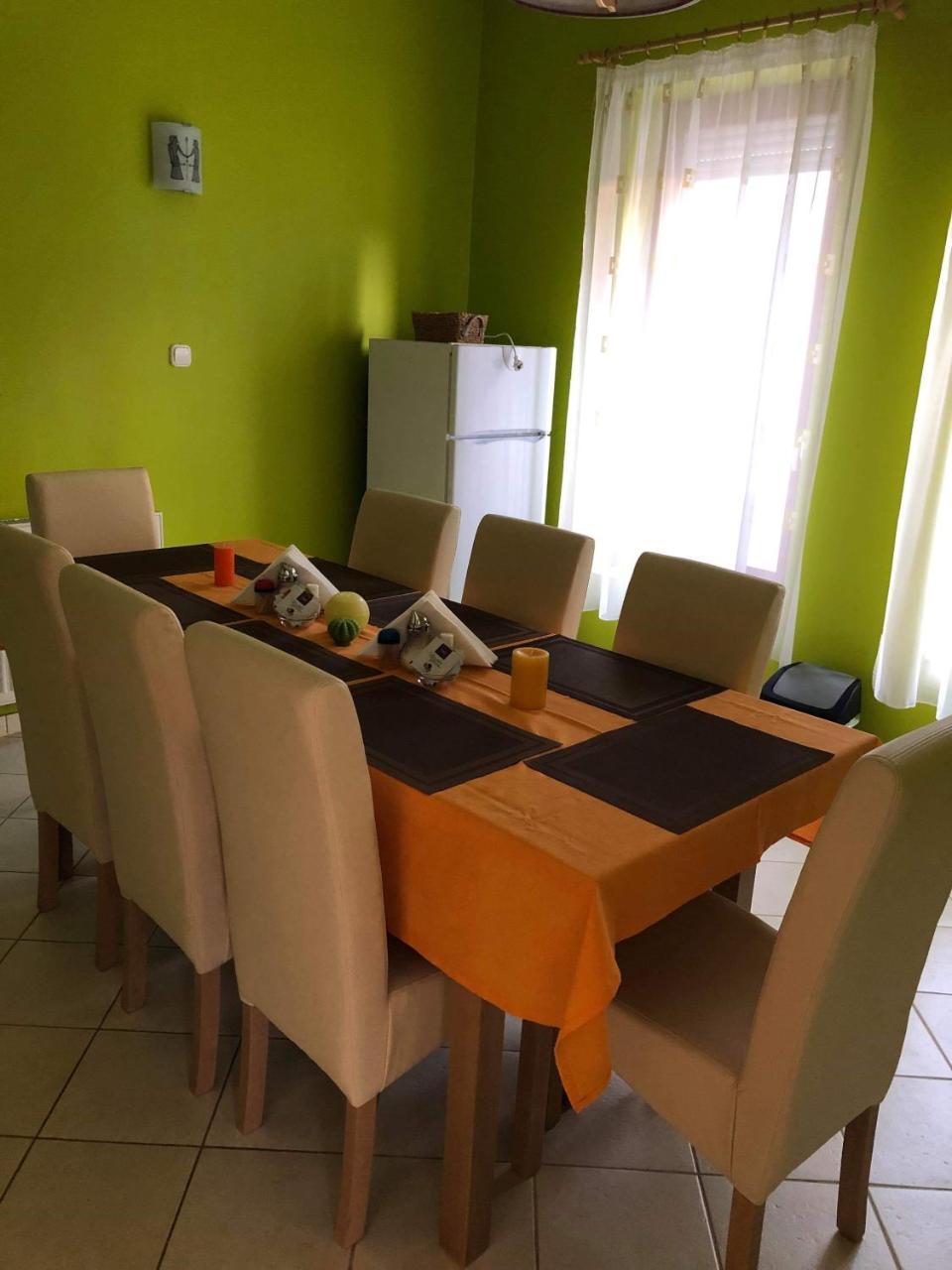 Kristaly Apartmanhaz Шарвар Екстер'єр фото